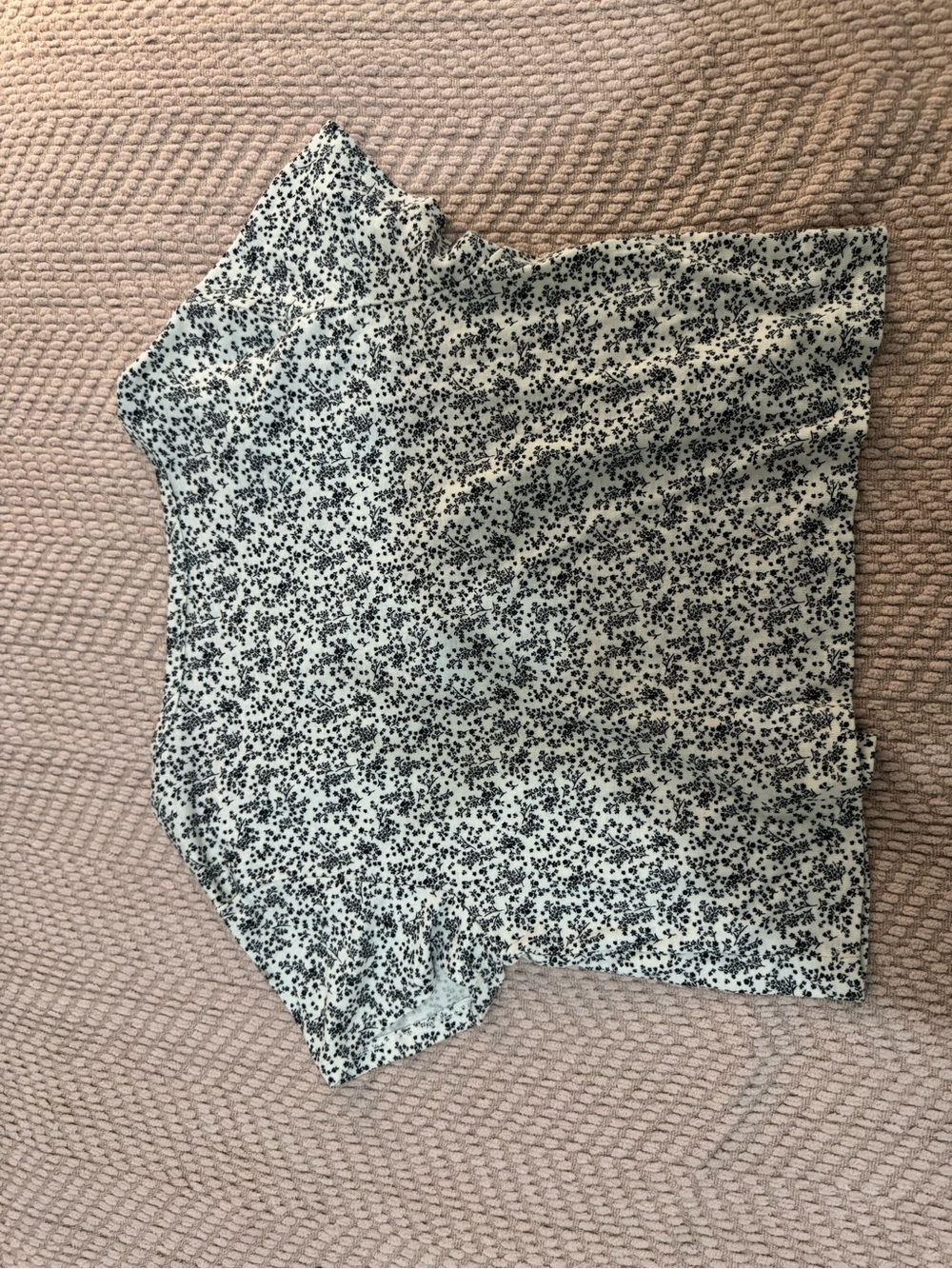 Floral shirt in White & Black